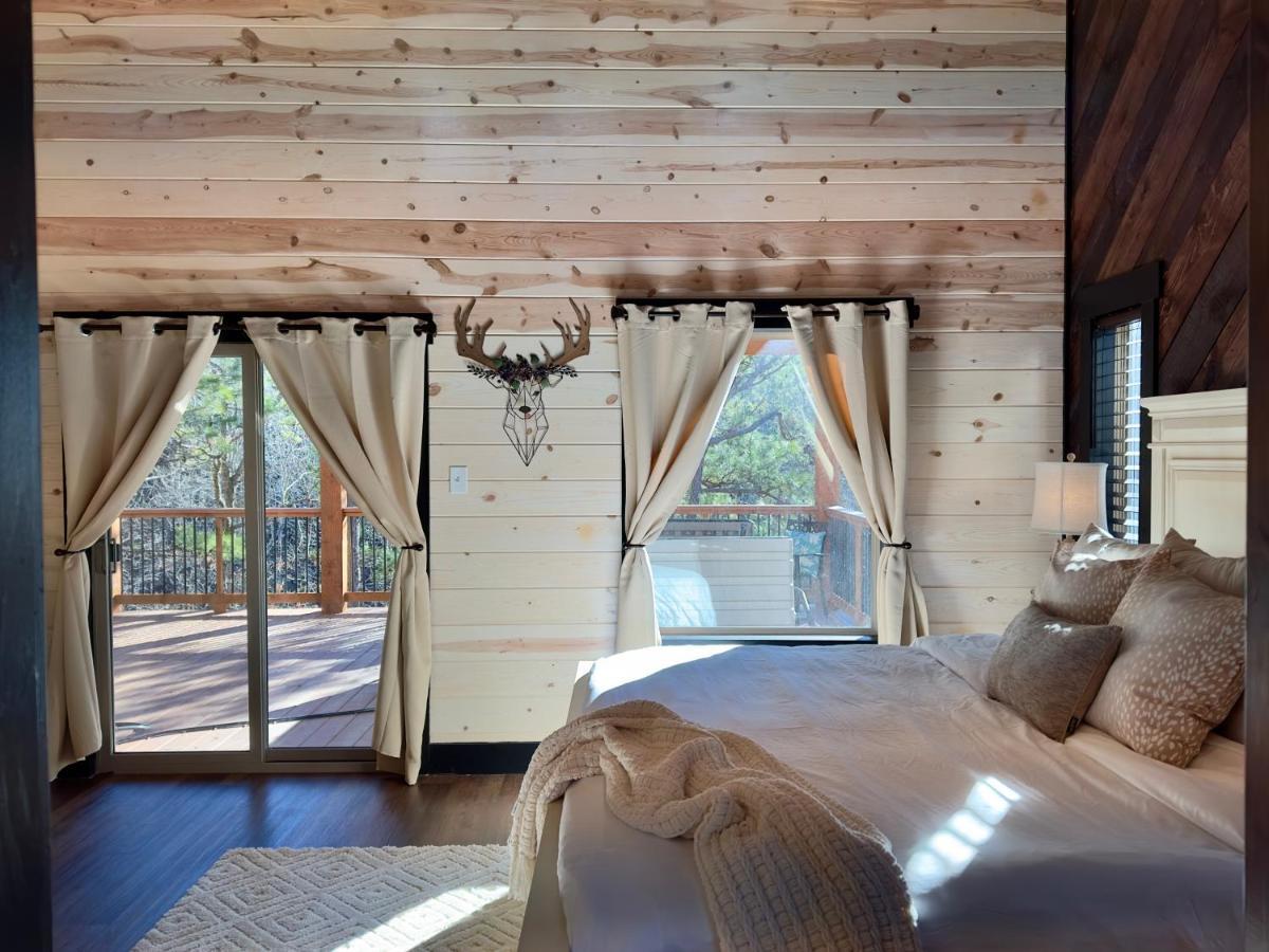 ברוקן בו New Luxury Cabin, Hot Tub, Forest Views,Hotel Style Amenities מראה חיצוני תמונה