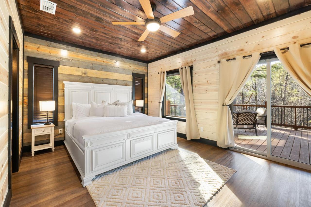 ברוקן בו New Luxury Cabin, Hot Tub, Forest Views,Hotel Style Amenities מראה חיצוני תמונה